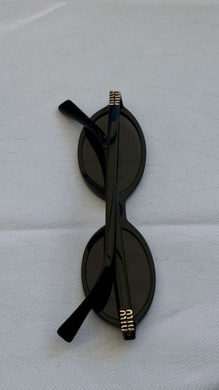 Miu Miu Noir